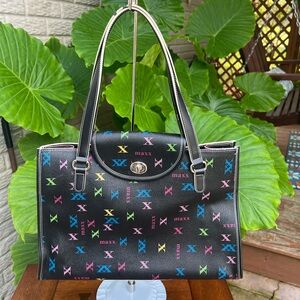 MAXX New York Large Tote Bag LOGO BLACK.